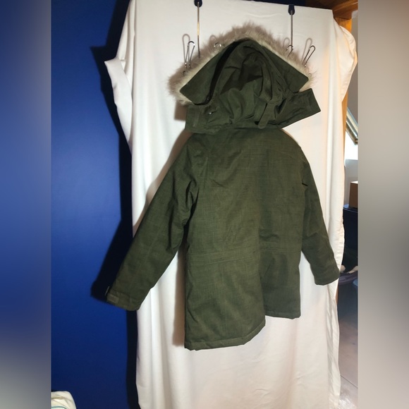 LL Bean, Womens large winter coat - Picture 9 of 11